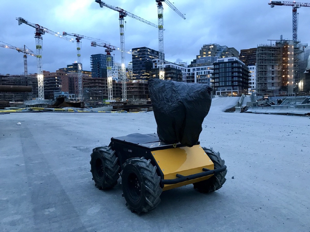 건설 현장에 로봇이 간 이유