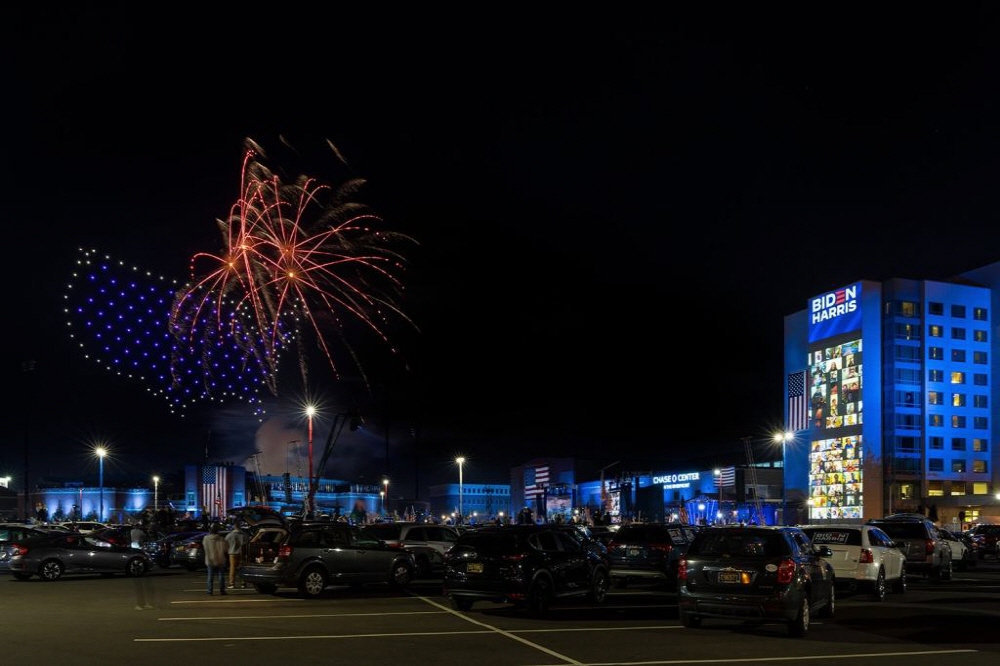 美대통령 수락 연설 자리 빛낸 스타트업 드론쇼