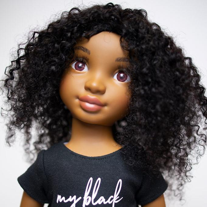 다인종 인형 만드는 장난감 스타트업