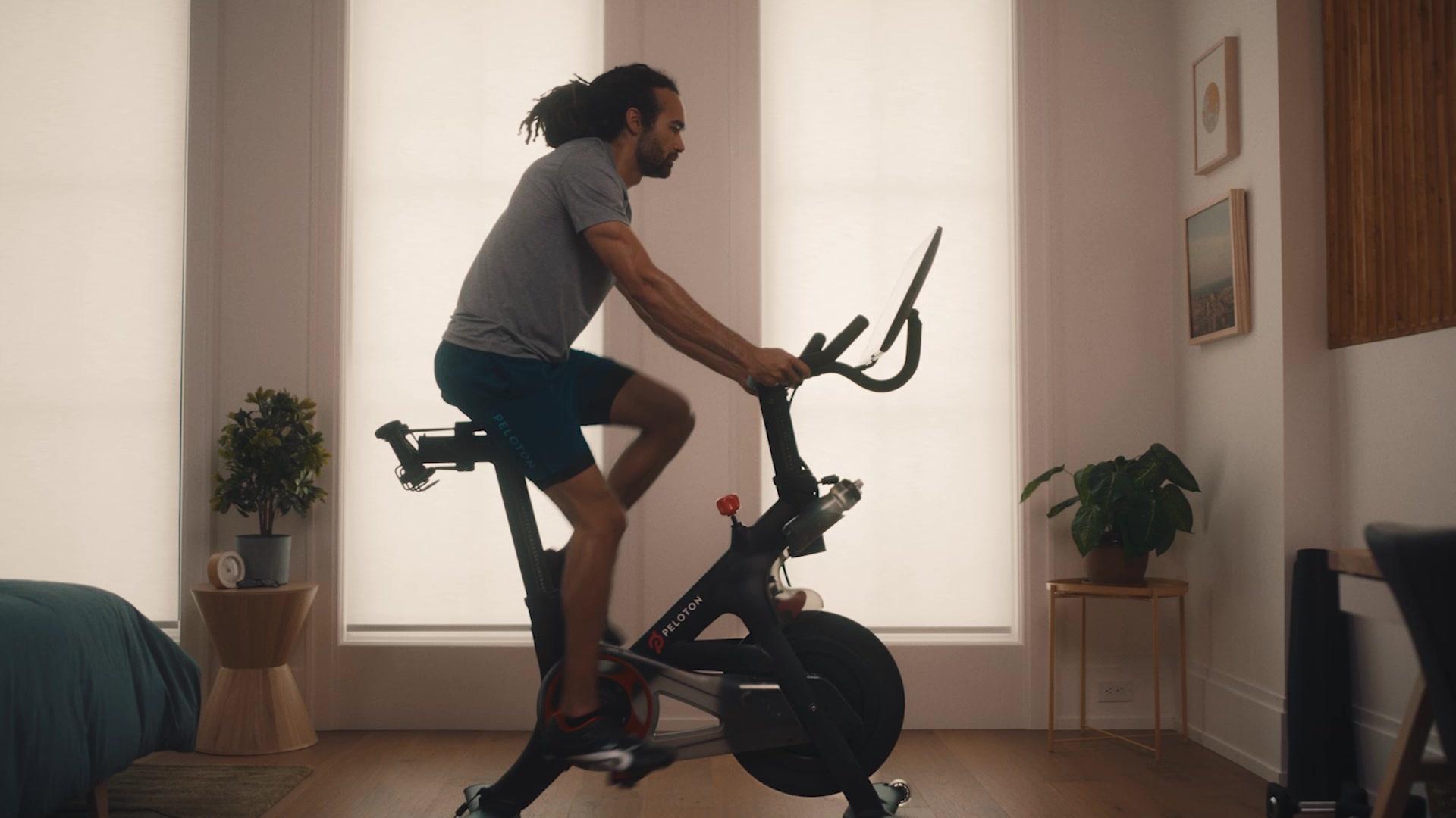 리브랜딩 나선 펠로톤 왜?