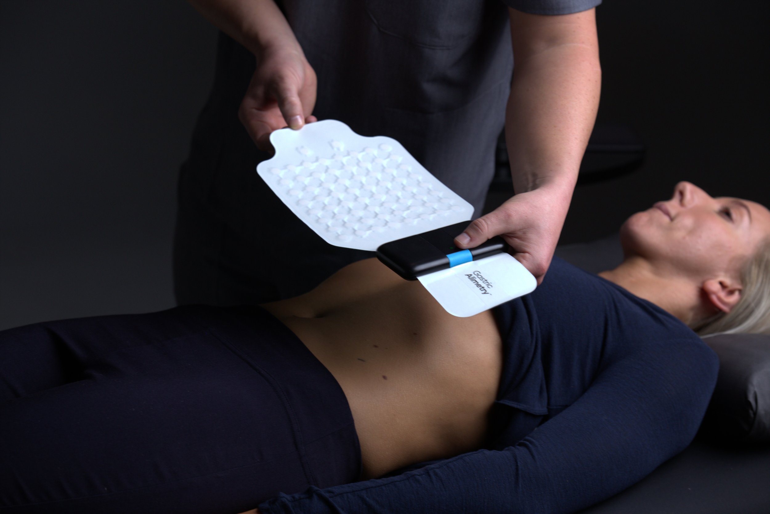 위 건강 체크해주는 웨어러블 기기