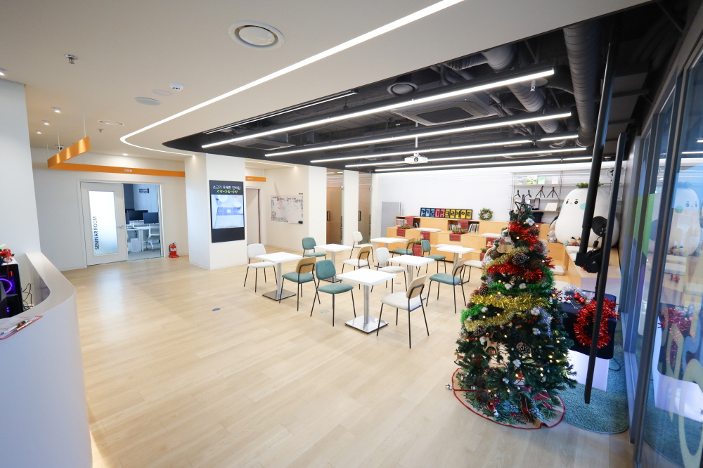 [AI서머리] 신보, 전라남도와 ‘글로컬 스타트업 공동 프로젝트’ 추진‧경기도 ‘1인 크리에이터 기회놀이터’ 부천에 개소