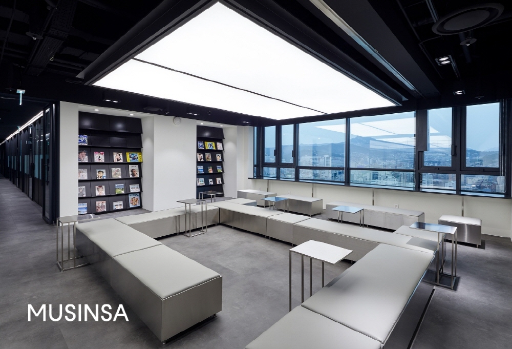 [AI서머리] 슈파스, AI 솔루션 ‘이니스뷰’ 식약처 허가 획득‧누코드, 중기부 팁스 프로그램 선정