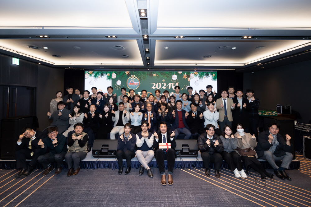 [AI서머리] 솔브레인홀딩스, 전해액 원재료 내재화 추진‧H2O호스피탈리티, 스마트 체크인 솔루션 제공